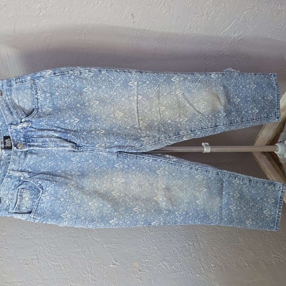 Simple Society Jeans Paisley super straight high rise